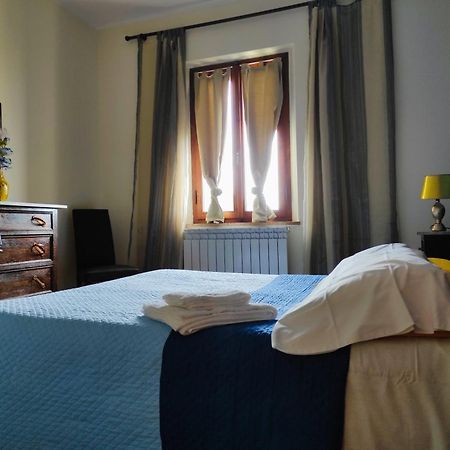 La Casa Tra Gli Ulivi Bed & Breakfast Кортона Екстериор снимка