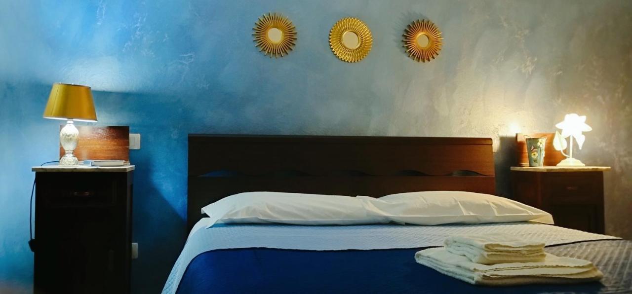 La Casa Tra Gli Ulivi Bed & Breakfast Кортона Екстериор снимка