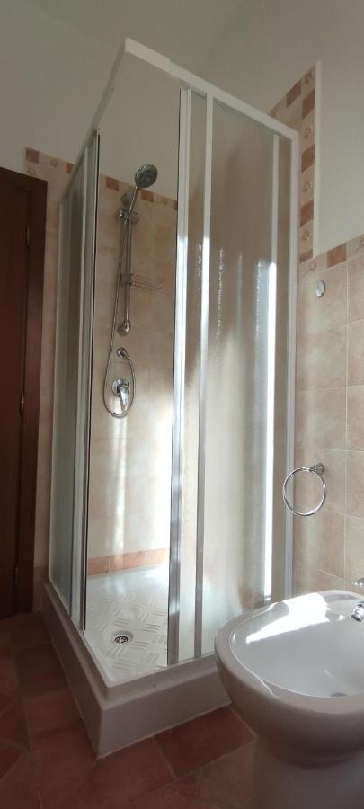 La Casa Tra Gli Ulivi Bed & Breakfast Кортона Екстериор снимка